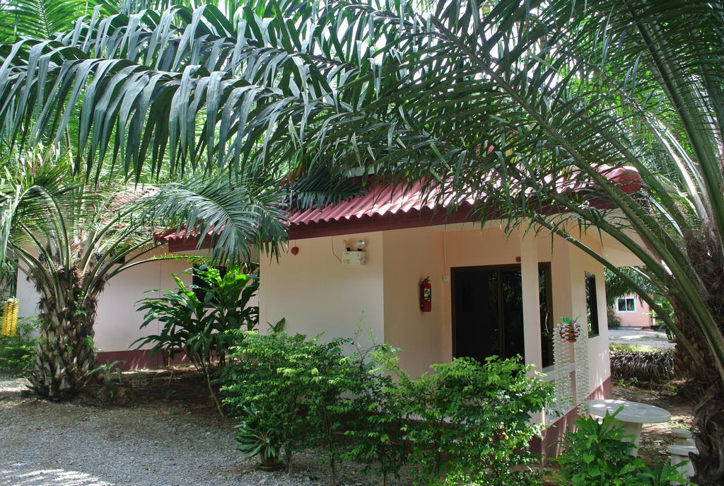 Bantatuk Resort & Restaurant Ban Tha Khun Εξωτερικό φωτογραφία