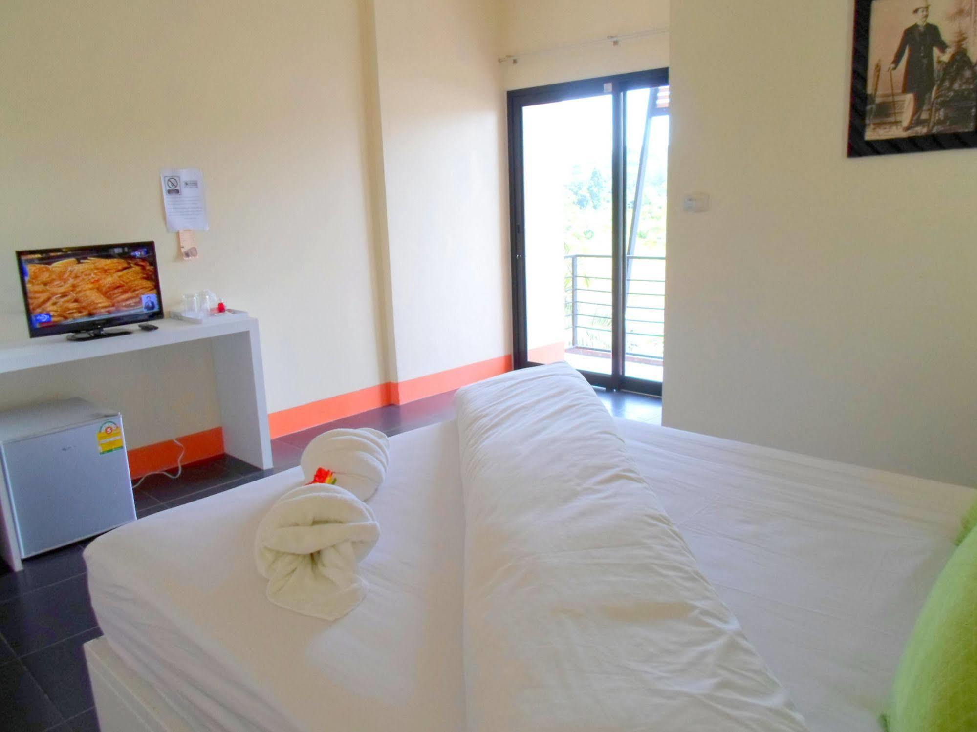 Bantatuk Resort & Restaurant Ban Tha Khun Εξωτερικό φωτογραφία