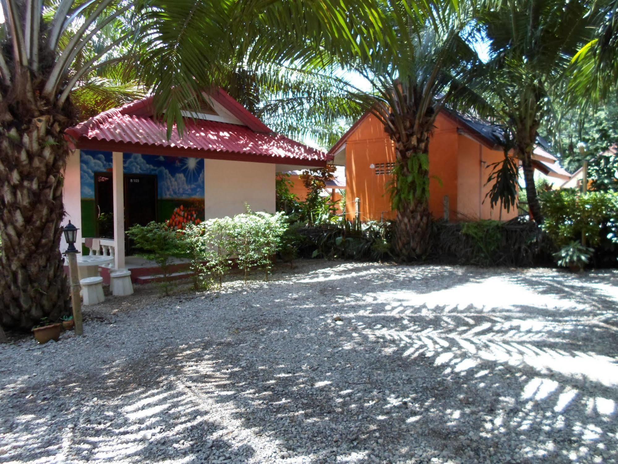 Bantatuk Resort & Restaurant Ban Tha Khun Εξωτερικό φωτογραφία